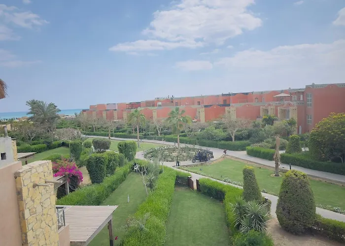 Tatil parkı شالية قرية مارينا وادي دجلة العين السخنة *